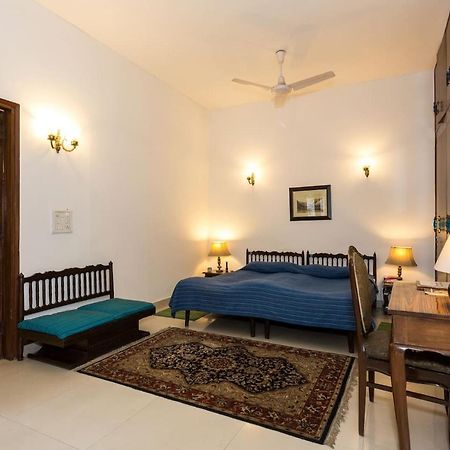 Eleven Bed & Breakfast Нью-Дели Экстерьер фото